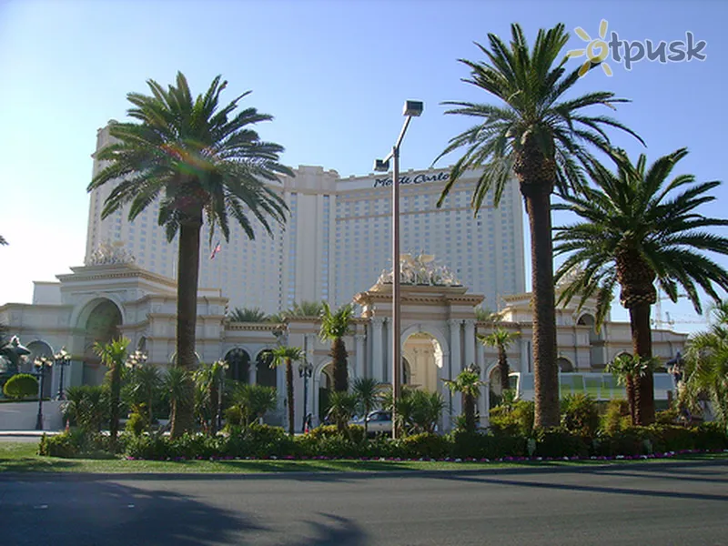 Фото отеля Monte Carlo Resort & Casino 4* Лас-Вегас США экстерьер и бассейны