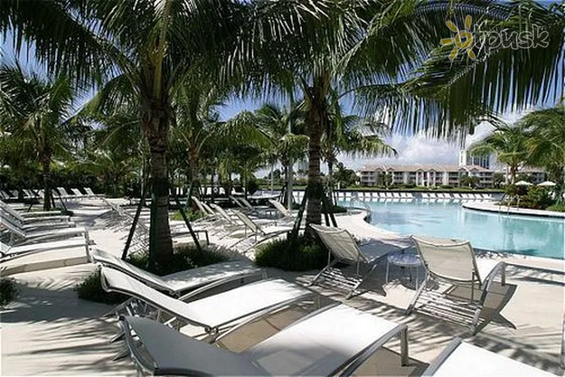 Фото отеля Crowne Plaza Hollywood Beach 3* Majamis JAV išorė ir baseinai