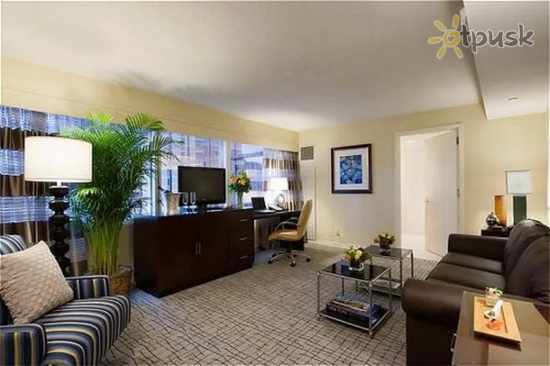 Фото отеля Crowne Plaza Time Square 4* Нью-Йорк США номера