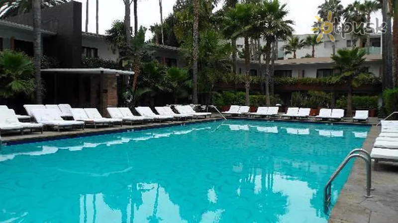 Фото отеля Hollywood Roosevelt 4* Лос-Анджелес США экстерьер и бассейны