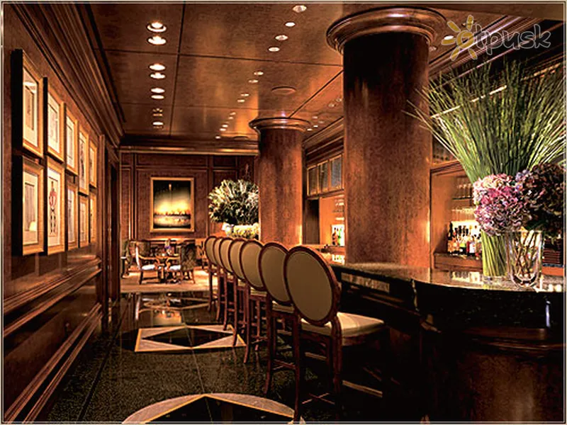 Фото отеля The Ritz-Carlton Central Park 5* Нью-Йорк США бары и рестораны