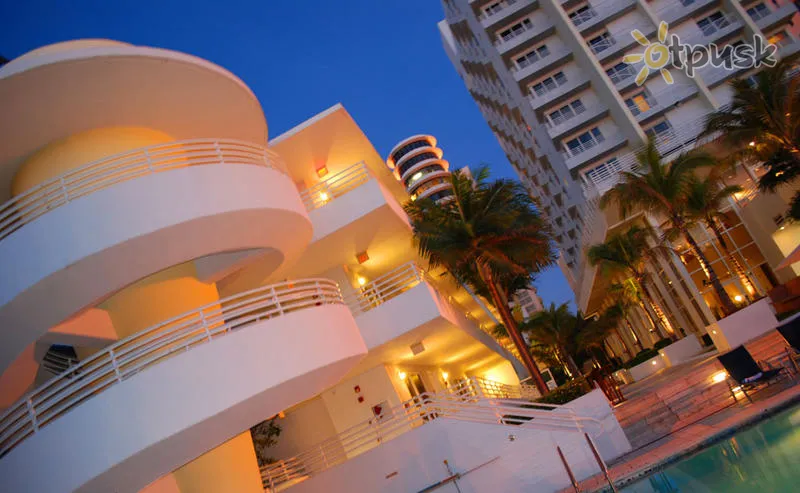 Фото отеля Royal Palm 5* Майами США экстерьер и бассейны