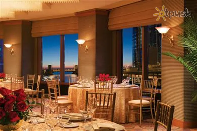 Фото отеля Sheraton Chicago Hotel & Towers 5* Čikaga JAV barai ir restoranai