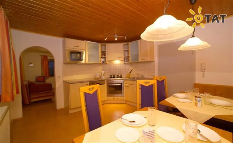 Фото отеля Wildbach Chalet 3* Мета ам Зеї Австрія номери