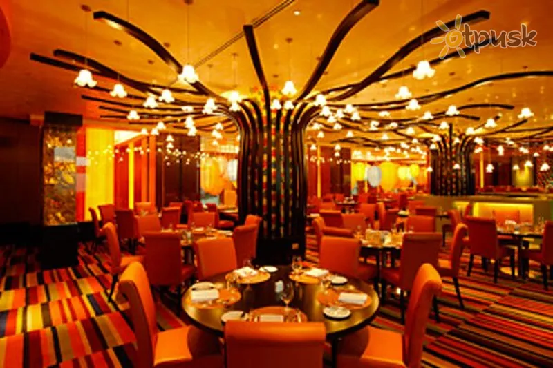 Фото отеля Festive 5* Sentosa Singapūra bāri un restorāni