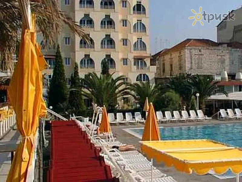 Фото отеля Bel Azur 4* Джунія Ліван екстер'єр та басейни