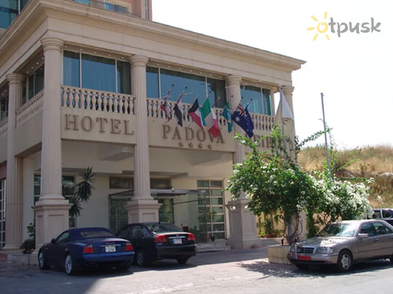 Фото отеля Padova 4* Бейрут Ливан экстерьер и бассейны