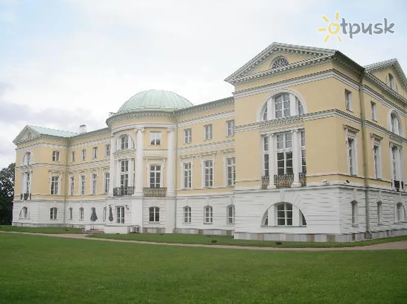 Фото отеля Mezotne Palace 3* Бауска Латвия экстерьер и бассейны