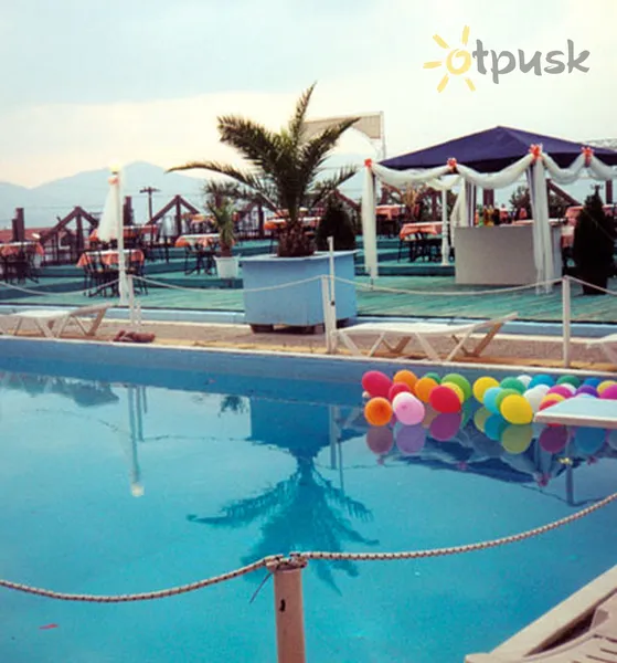 Фото отеля Giorgio Inn Hotel 3* Kastoria Grieķija ārpuse un baseini