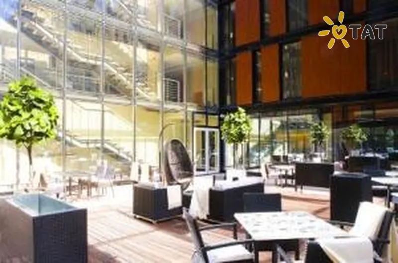 Фото отеля Radisson Blu Elizabete (ex. Reval Hotel Elizabete) 4* Рига Латвія лобі та інтер'єр