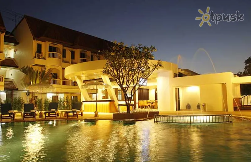 Фото отеля Palmyra Patong Resort 3* о. Пхукет Таїланд екстер'єр та басейни