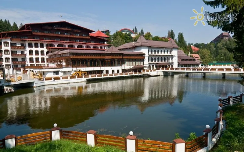 Фото отеля Aurelius Imparatul Romanilo 5* Poiana Brasov Rumunija išorė ir baseinai
