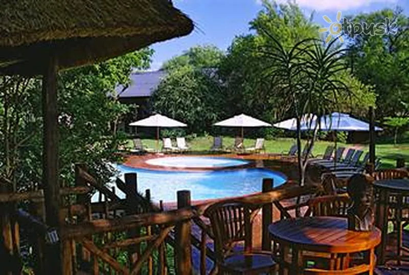 Фото отеля Protea Hotel Kruger Gate 4* Kruger parkas pietų Afrika išorė ir baseinai