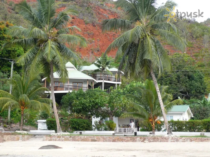 Фото отеля Sea View Lodge 3* о. Праслин Сейшельские о-ва экстерьер и бассейны
