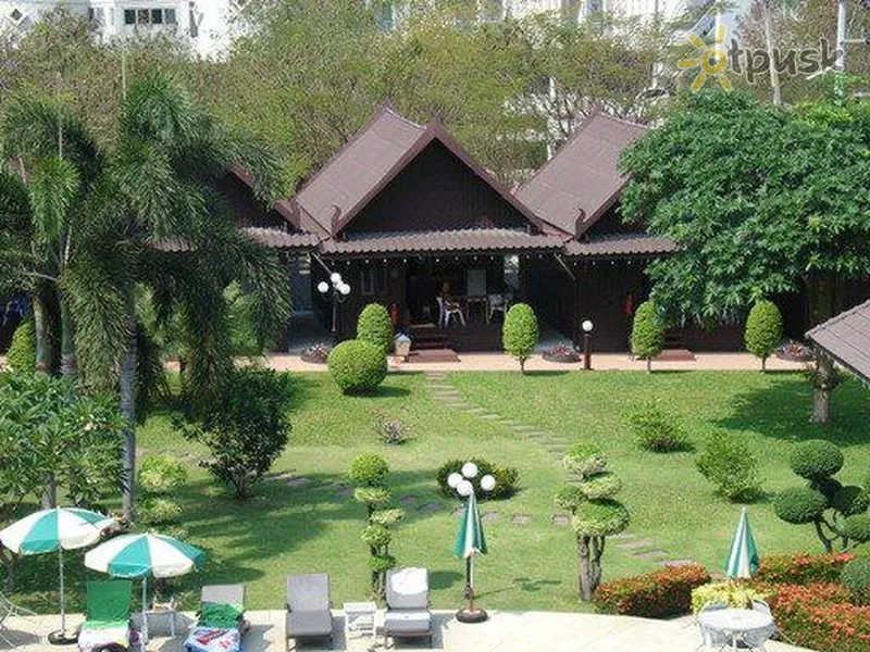 Фото отеля Dynasty Resort 4* Паттайя Таиланд экстерьер и бассейны