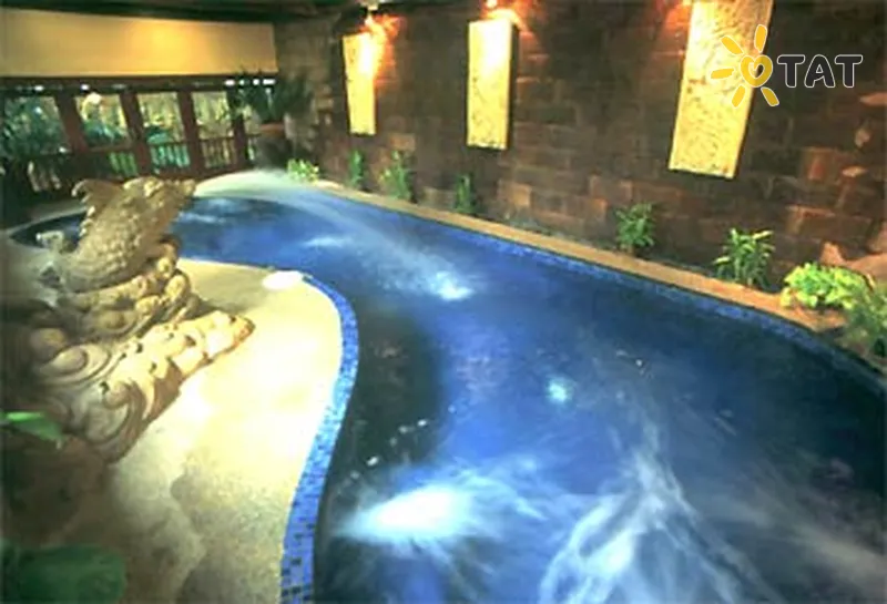 Фото отеля Kata Minta Hotel 3* о. Пхукет Таїланд екстер'єр та басейни