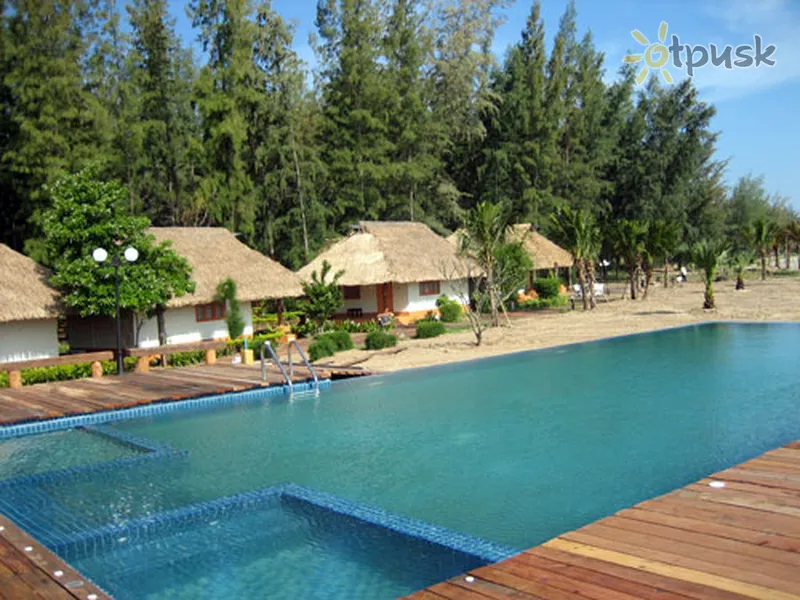 Фото отеля Lawana Escape Beach Resort 3* Cha Am ir Hua Hin Tailandas išorė ir baseinai