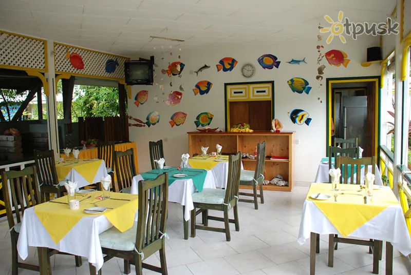 Фото отеля Pension Michel 2* par. La Digue Seišelu salas bāri un restorāni