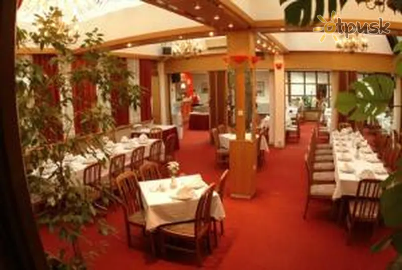 Фото отеля Hotel N 3* Belgrada Serbija bāri un restorāni
