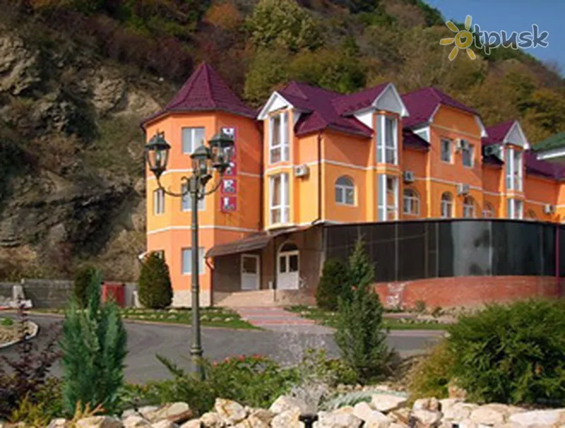 Фото отеля Орлине гніздо 3* Виноградів Україна - Карпати екстер'єр та басейни