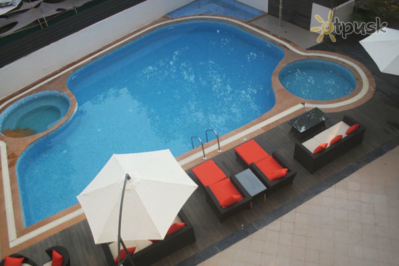 Фото отеля Meraden La Oasis 3* Северный Гоа Индия экстерьер и бассейны