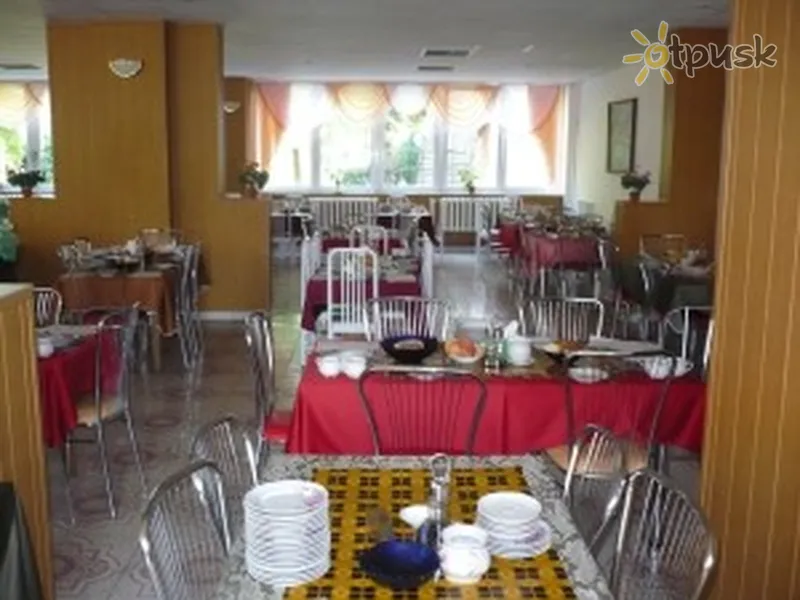 Фото отеля Карпаты 3* Свалява Украина - Карпаты бары и рестораны