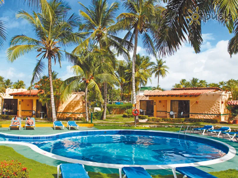 Фото отеля Hesperia Playa El Agua 4* о. Маргарита Венесуэла экстерьер и бассейны
