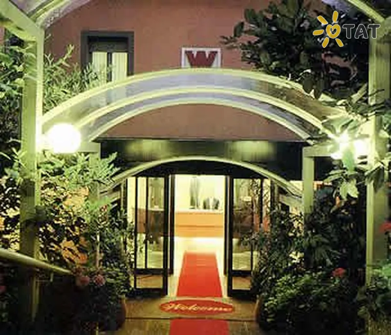 Фото отеля Washington Hotel 4* Мілан Італія екстер'єр та басейни