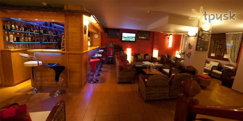 Фото отеля Mila Hotel 2* Энкамп Андорра бары и рестораны