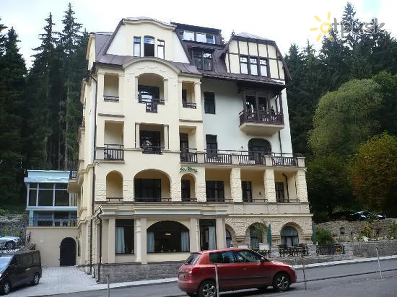 Фото отеля Saint Moritz Spa & Wellness Hotel 4* Марианске-Лазне Чехия экстерьер и бассейны