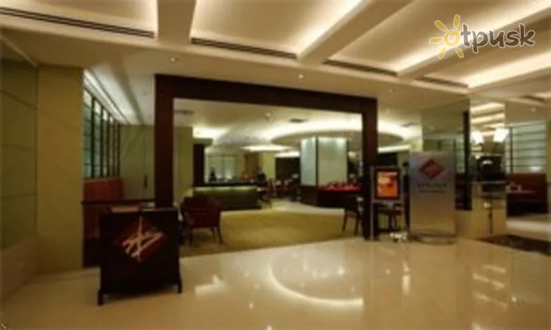 Фото отеля Waterfront Manila Pavilion Hotel & Casino 4* о. Лусон – Маніла Філіппіни екстер'єр та басейни