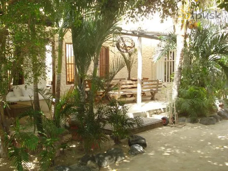 Фото отеля Posada Mediterraneo 4* Лос Рокес Венесуэла экстерьер и бассейны