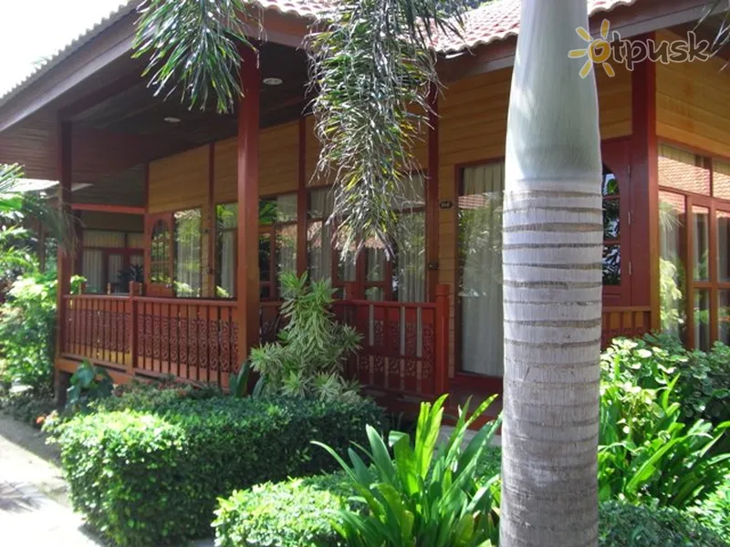 Фото отеля PP Erawan Palms Resort 3* о. Пхи-Пхи Таиланд экстерьер и бассейны