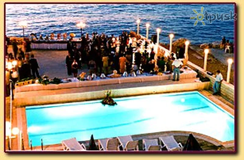 Фото отеля Holiday Suites Hotel & Beach Resort 3* Džounija Libāna ārpuse un baseini