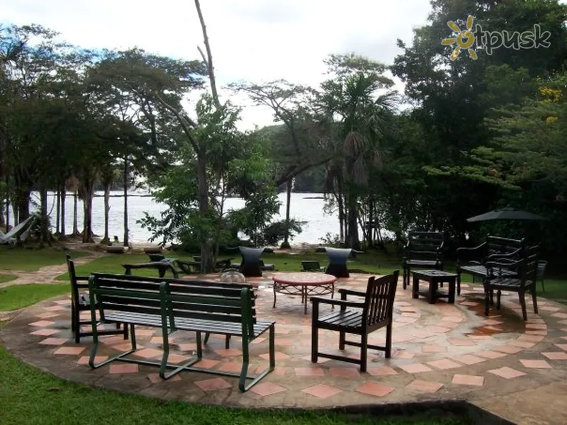Фото отеля Waku Lodge 3* Канайма Венесуэла экстерьер и бассейны