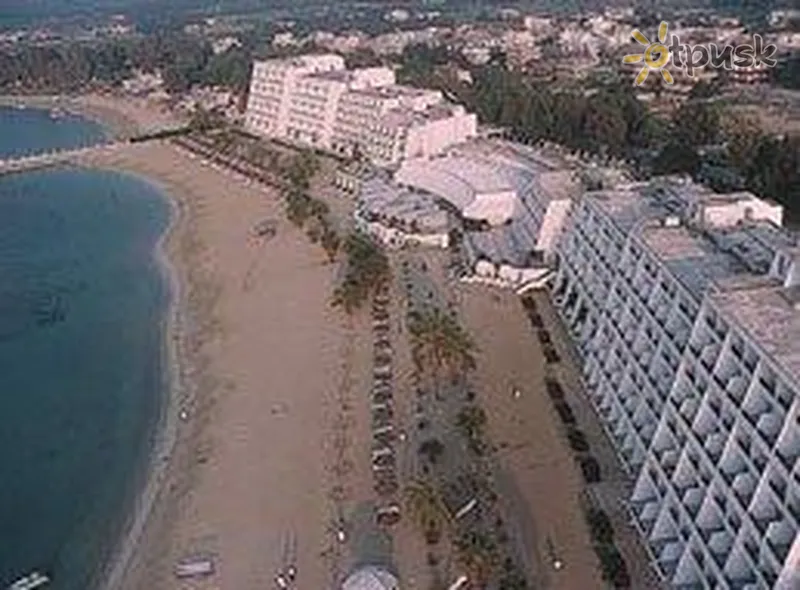 Фото отеля Cote D'Azur de Cham Resort 5* Латакія Сирія екстер'єр та басейни