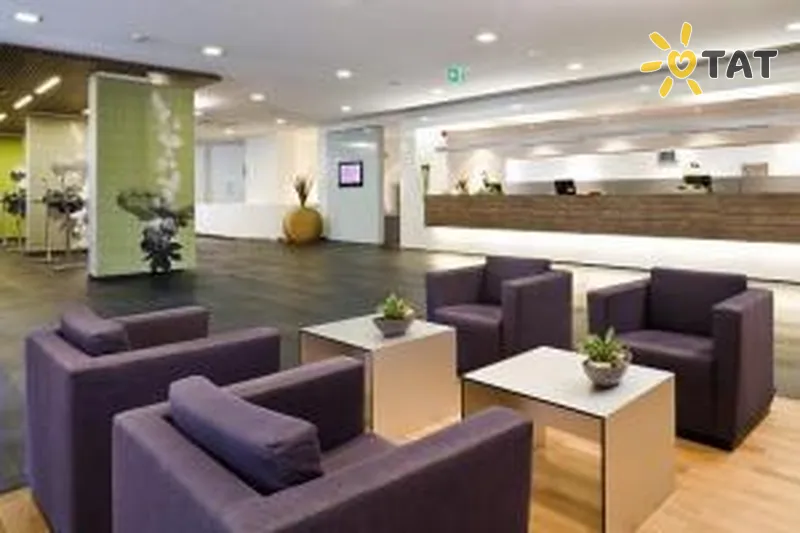 Фото отеля Mercure Hotel Orbis Muenchen Perlach 4* Мюнхен Германия лобби и интерьер