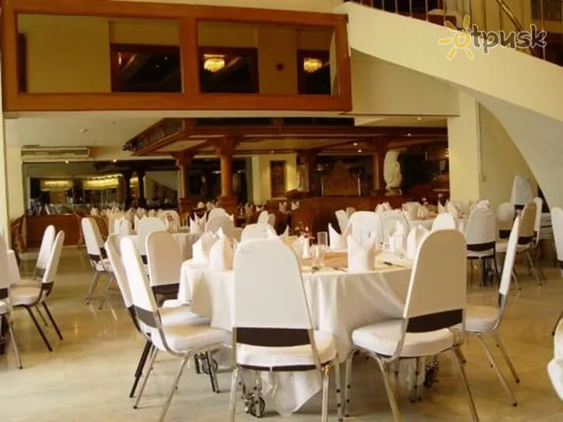 Фото отеля Thavorn Grand Plaza Hotel 3* о. Пхукет Таиланд бары и рестораны