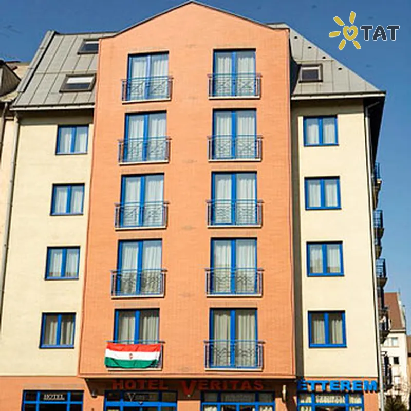 Фото отеля Veritas Hotel 3* Будапешт Угорщина екстер'єр та басейни
