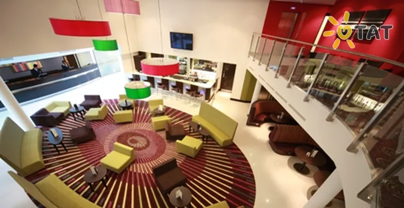 Фото отеля Ramada Heathrow 4* Лондон Великобританія лобі та інтер'єр