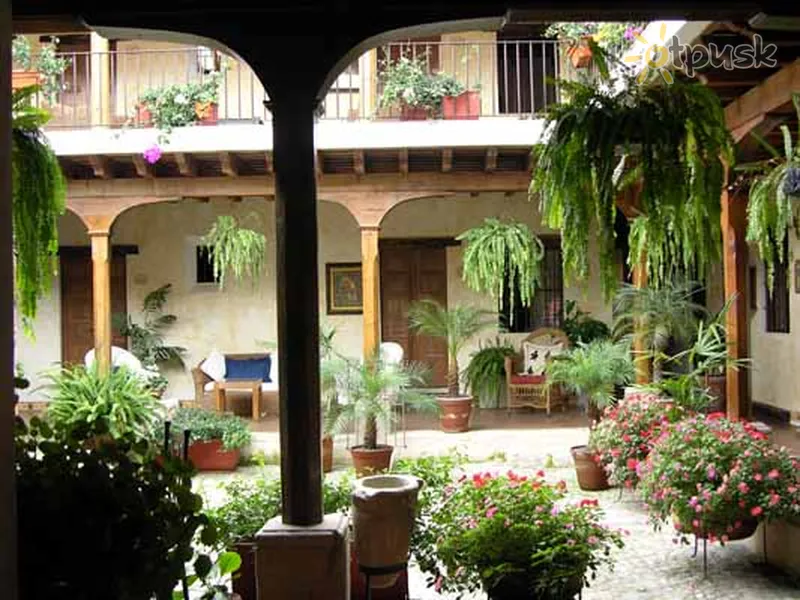 Фото отеля El Meson de Maria 4* Антигуа Гватемала лобби и интерьер