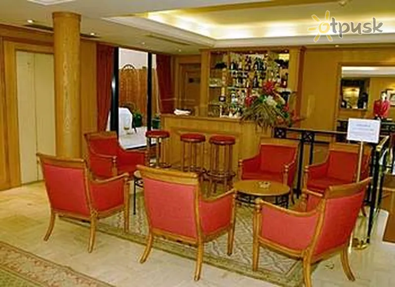 Фото отеля Amarante Arc de Triomphe Hotel 4* Parīze Francija vestibils un interjers