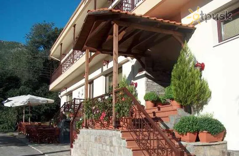 Фото отеля Ioanna Hotel 3* Kastoria Grieķija ārpuse un baseini
