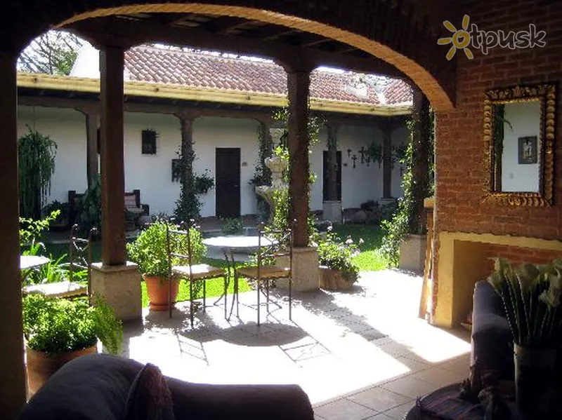 Фото отеля Hostal Las Marias 4* Антигуа Гватемала лобби и интерьер