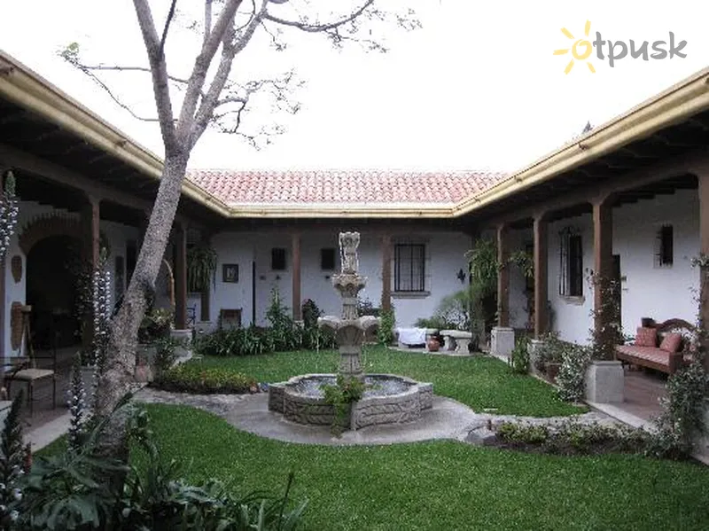 Фото отеля Hostal Las Marias 4* Антигуа Гватемала экстерьер и бассейны