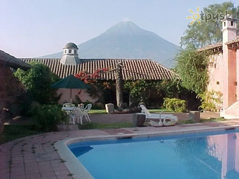 Фото отеля La Casa de los Suenos 4* Антигуа Гватемала экстерьер и бассейны