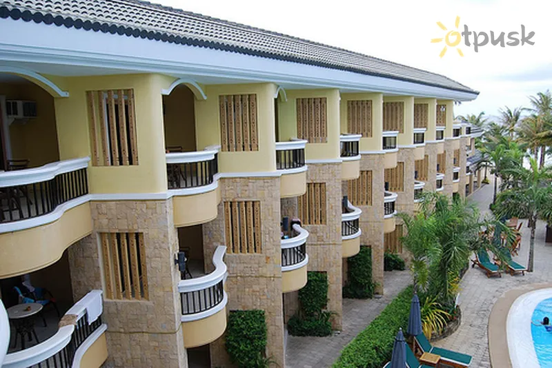 Фото отеля Boracay Regency Beach Resort 4* о. Боракай Філіппіни екстер'єр та басейни
