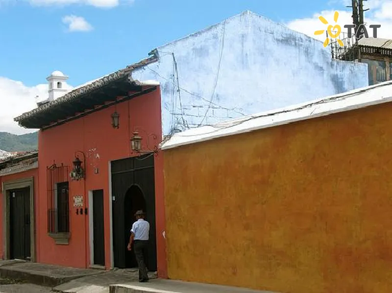 Фото отеля Posada San Pedro 3* Антигуа Гватемала екстер'єр та басейни