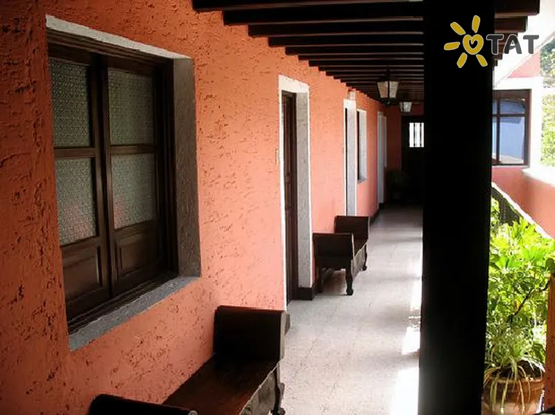 Фото отеля Posada San Pedro 3* Антигуа Гватемала лобі та інтер'єр
