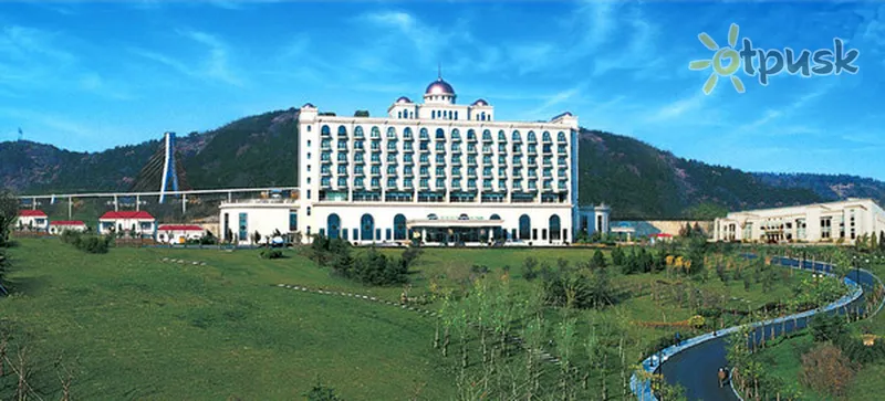 Фото отеля International Finance Conference Center 5* Dalianas Kinija išorė ir baseinai